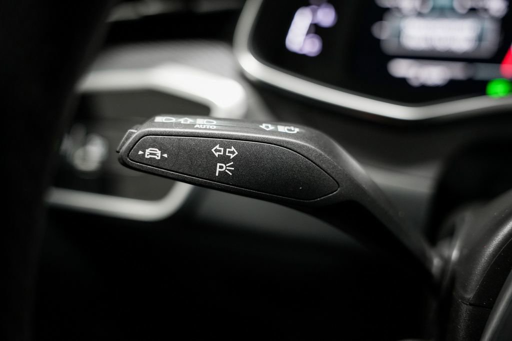 Used 2023 Audi RS 7 Sportback w/ Black Optic Package image 18