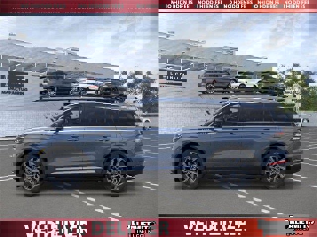 New 2026 Lincoln Aviator 2WD image 3