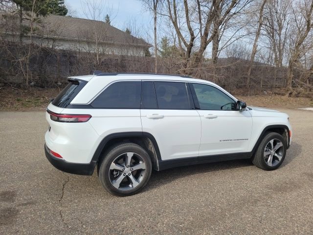 Used 2024 Jeep Grand Cherokee Limited 4xe w/ Luxury Tech Group II image 14