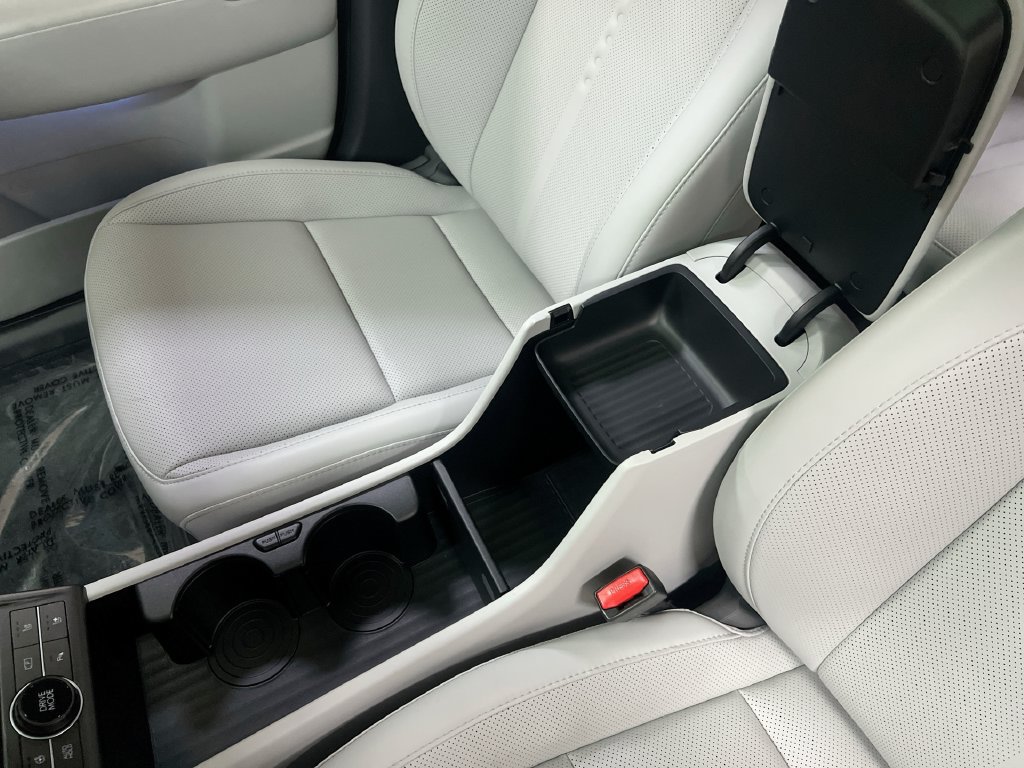 Used 2025 Hyundai Kona Limited FWD image 30