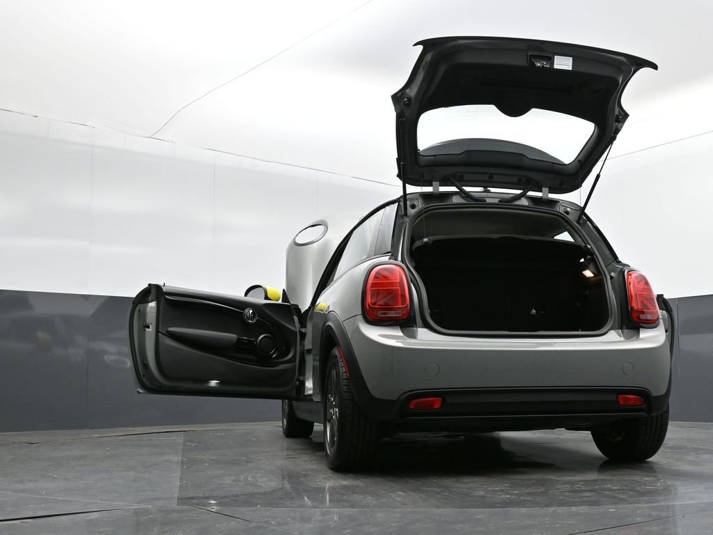 Used 2020 MINI Cooper SE w/ 6.5" Touchscreen Package image 36