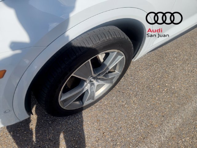 Used 2020 Audi Q5 Prestige AWD/4WD image 4