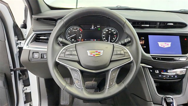 Certified 2024 Cadillac XT5 Luxury image 14