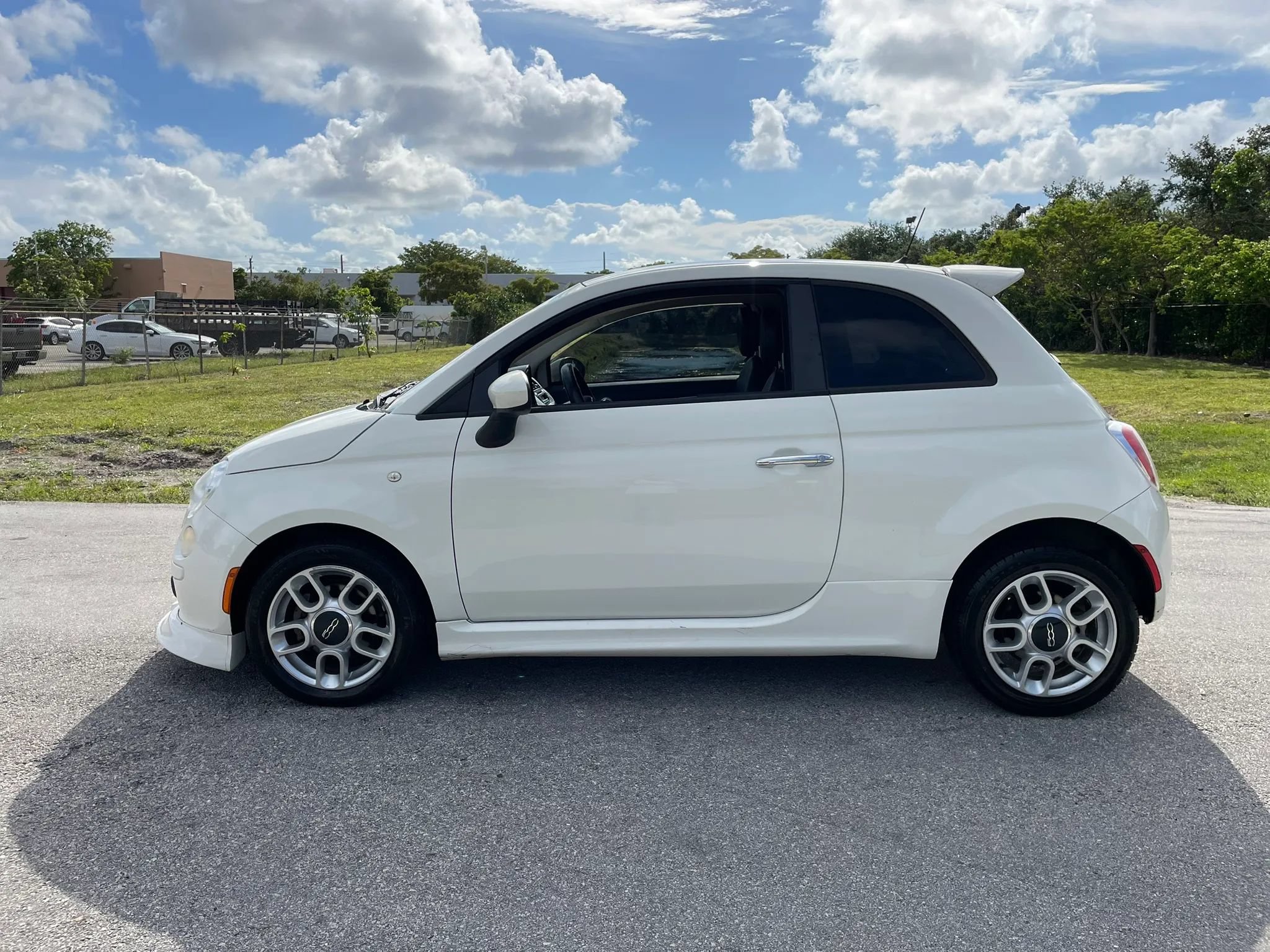 Used 2013 FIAT 500 Pop FWD image 7