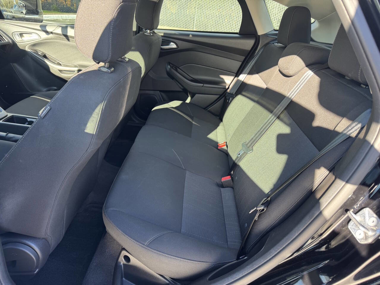 Used 2018 Ford Focus SEL image 12