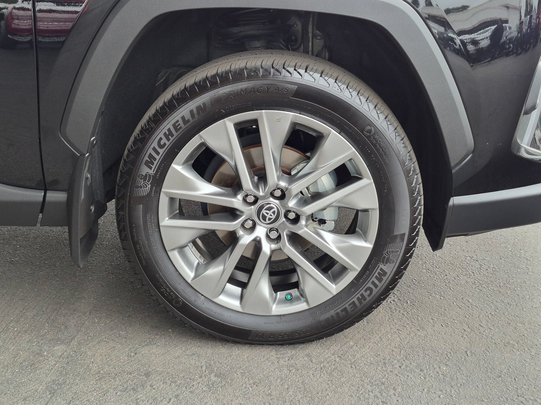 Certified 2025 Toyota RAV4 XLE Premium FWD image 7