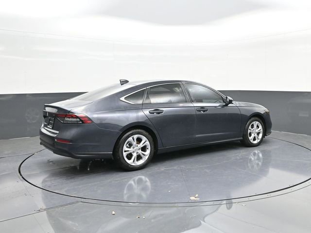 Used 2025 Honda Accord LX image 15