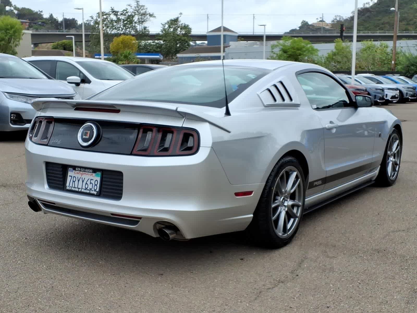 Used 2013 Ford Mustang Coupe RWD image 4