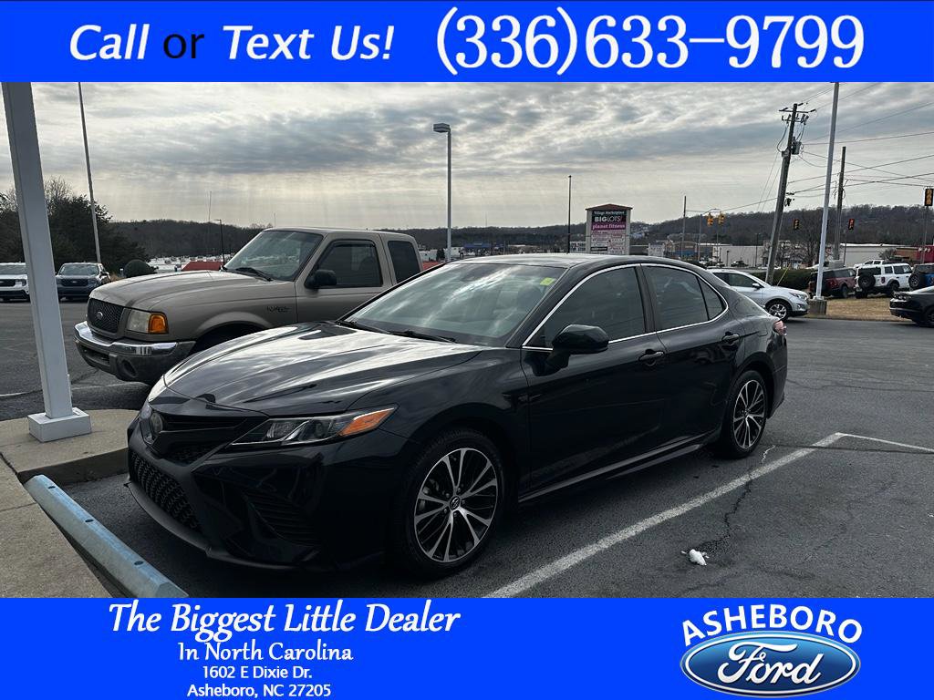 Used 2018 Toyota Camry SE