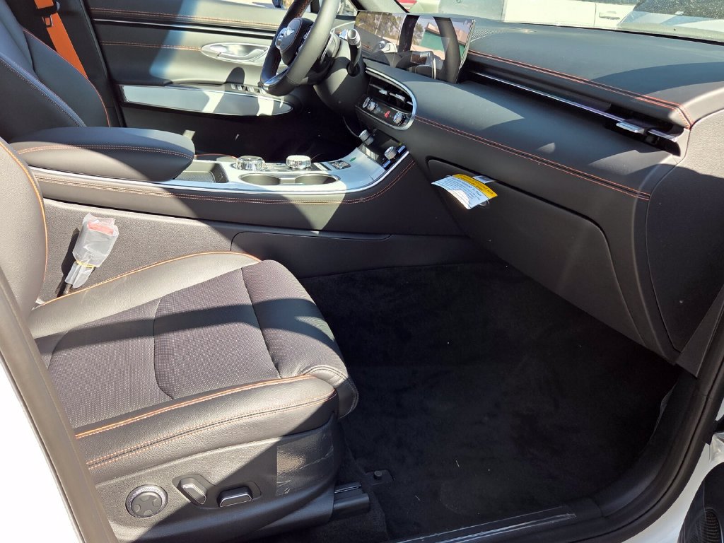 New 2026 Genesis GV70 2.5T Sport Prestige AWD/4WD image 12
