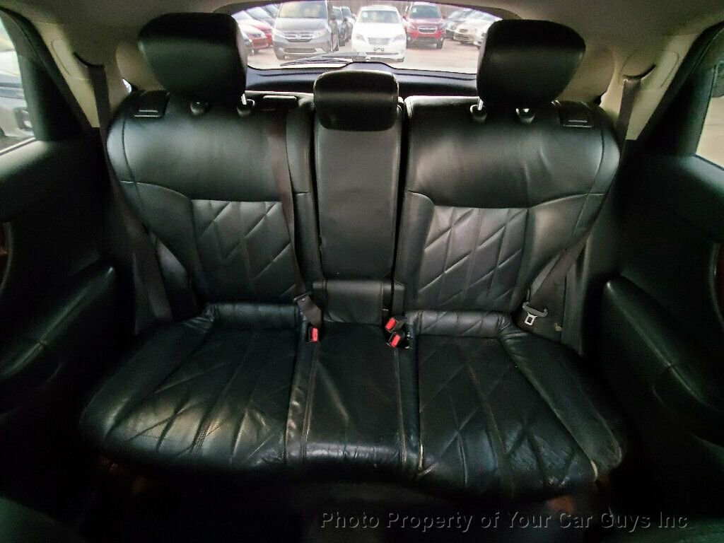 Used 2010 INFINITI FX35 AWD w/ Navigation Pkg image 27