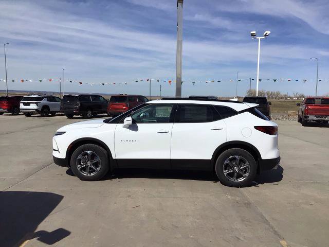 New 2026 Chevrolet Blazer LT image 2