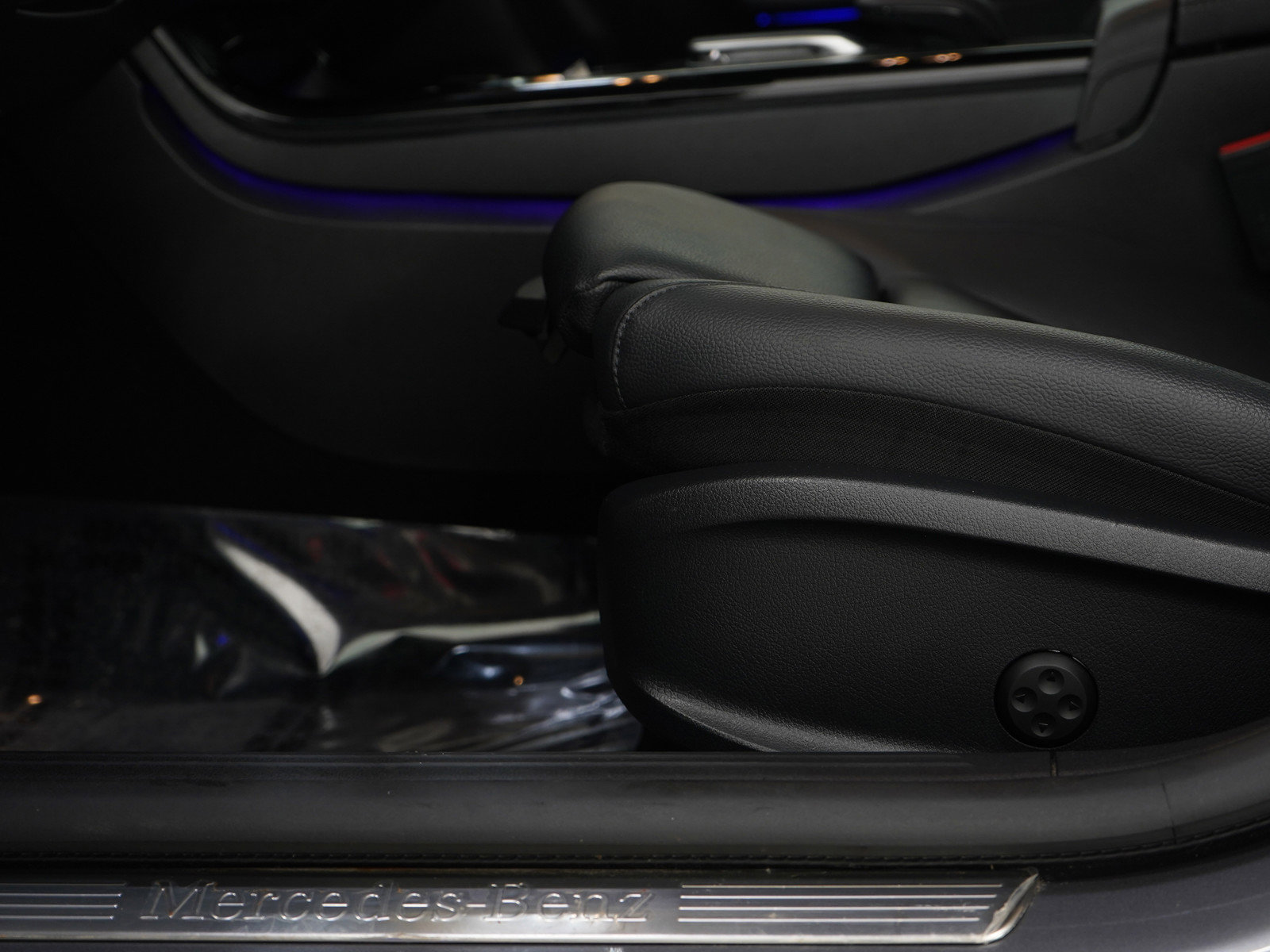 Used 2021 Mercedes-Benz CLA 250 4MATIC image 25