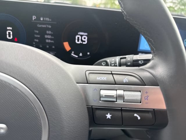 Used 2024 Hyundai Kona SEL AWD/4WD image 25