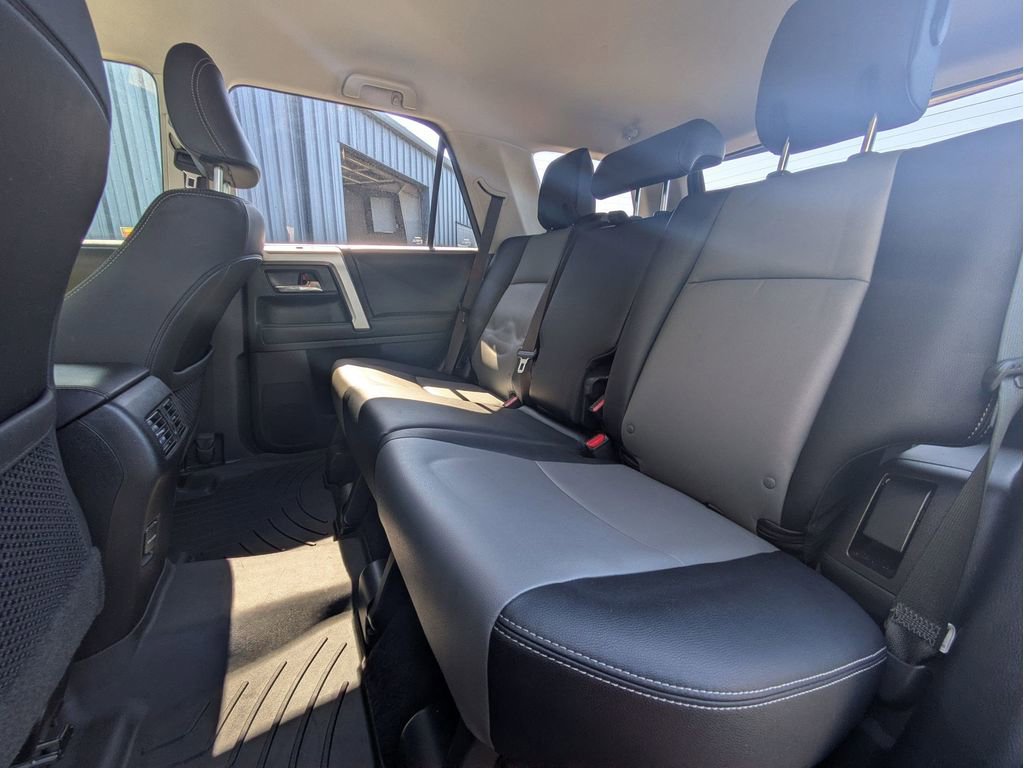 Used 2019 Toyota 4Runner SR5 Premium image 26