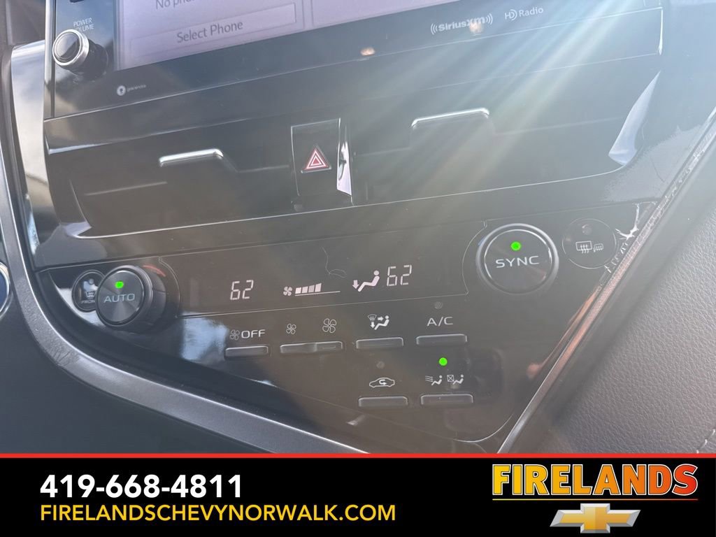 Used 2023 Toyota Camry XLE image 22