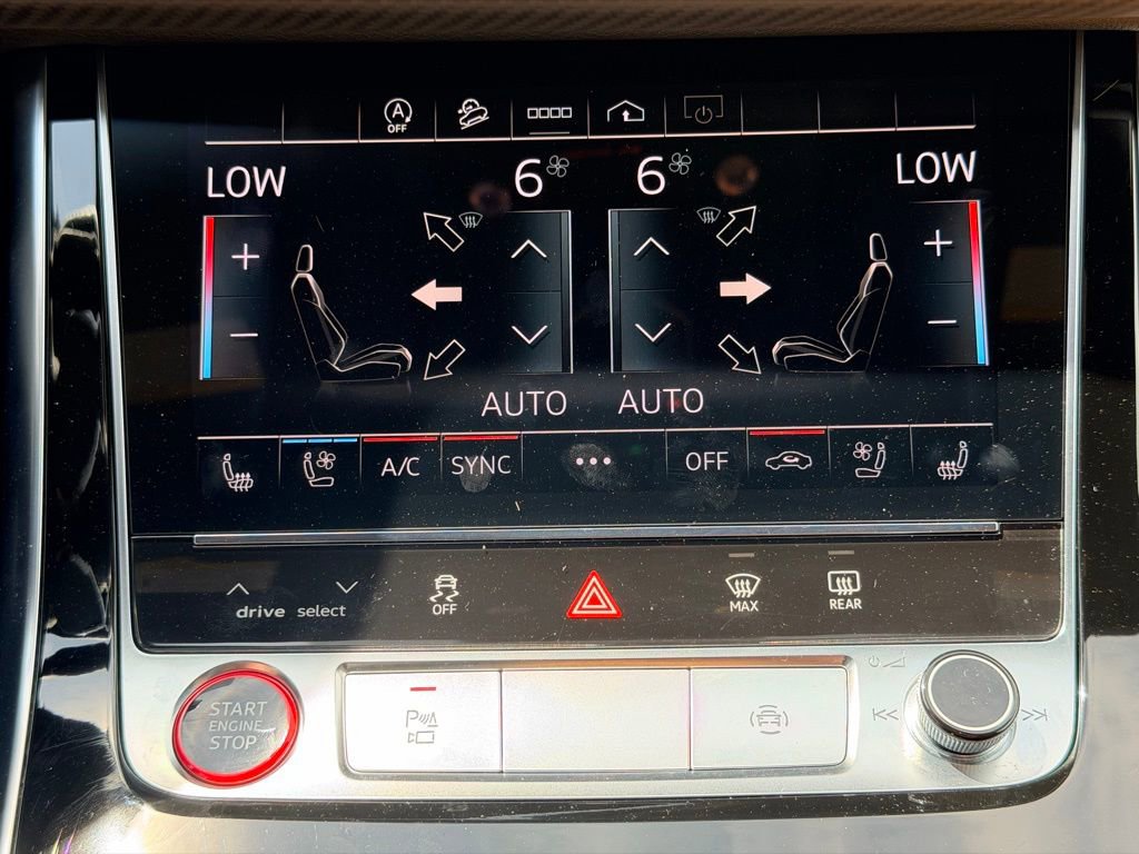 Used 2024 Audi RS Q8 AWD/4WD image 37