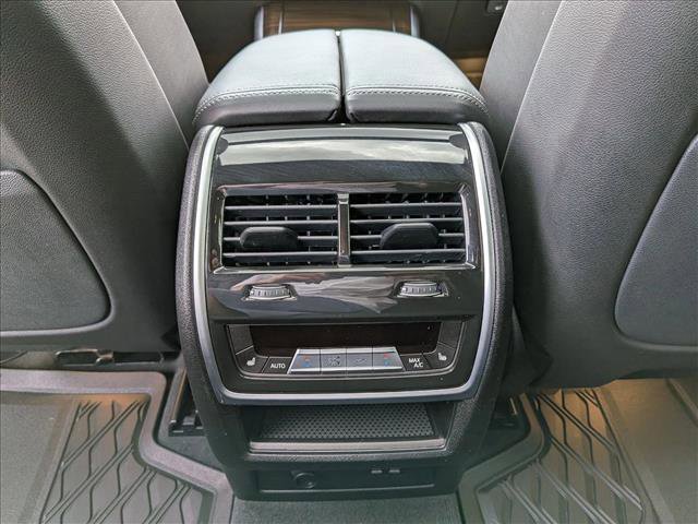 Used 2026 BMW X5 xDrive50e w/ M Sport Package image 19