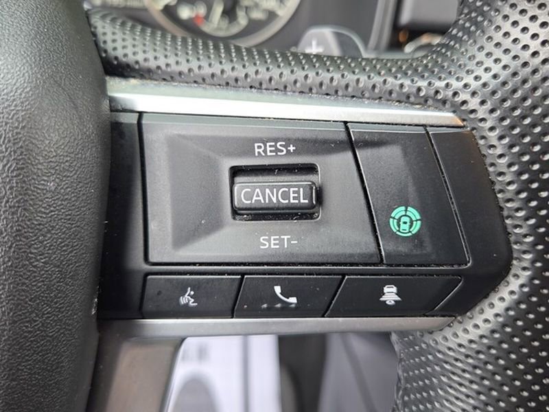 Used 2024 Mitsubishi Outlander Ralliart AWD/4WD image 24