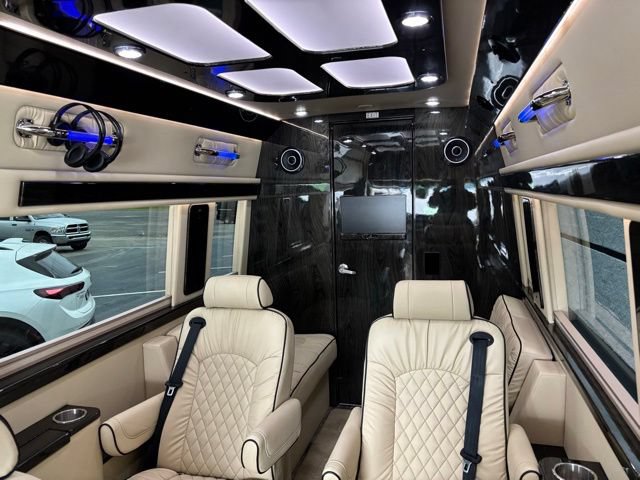 Used 2021 Mercedes-Benz Sprinter 3500 image 45