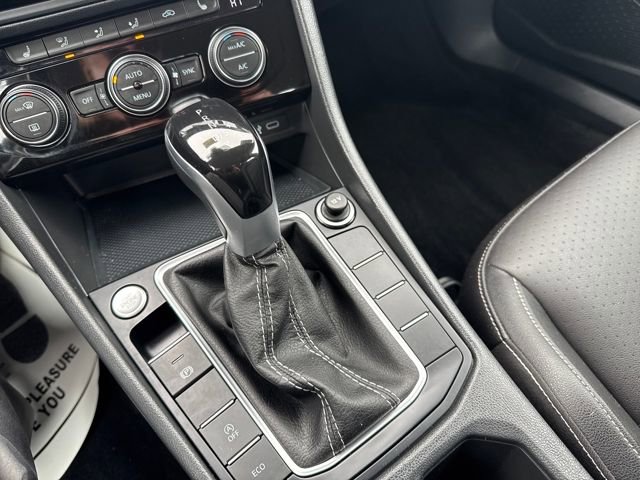 Certified 2024 Volkswagen Jetta SE image 27