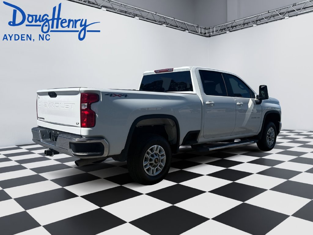Used 2025 Chevrolet Silverado 2500 LT w/ Convenience Package AWD/4WD image 5