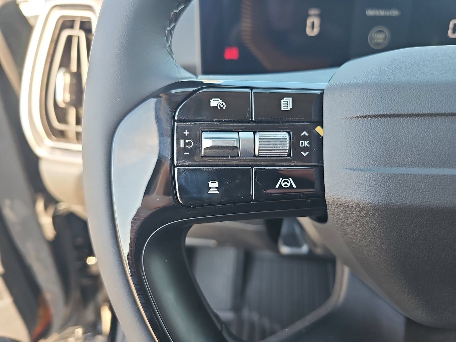 New 2026 Kia Sorento S AWD/4WD image 17