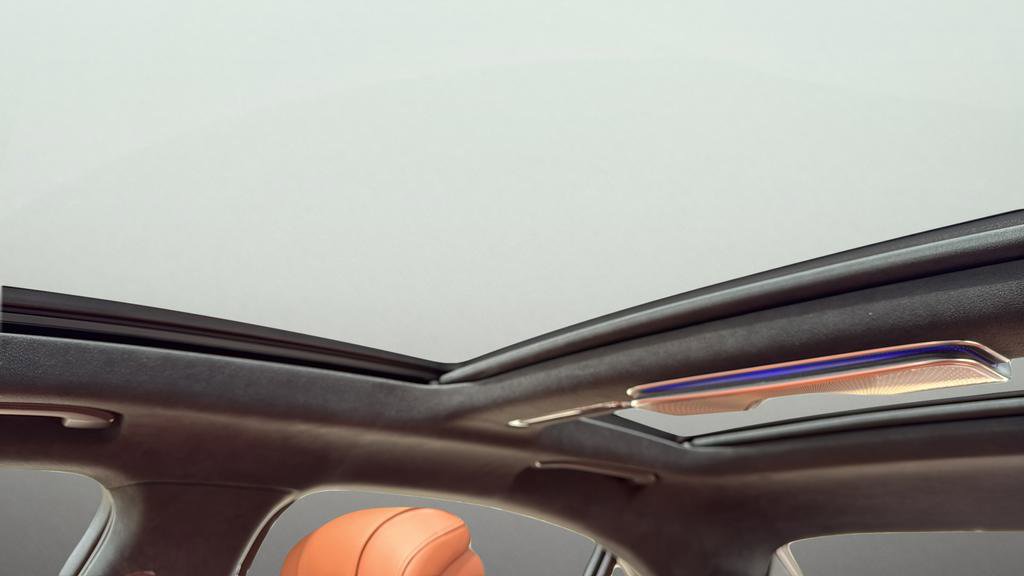 Used 2025 Mercedes-Benz S 63 AMG S image 18