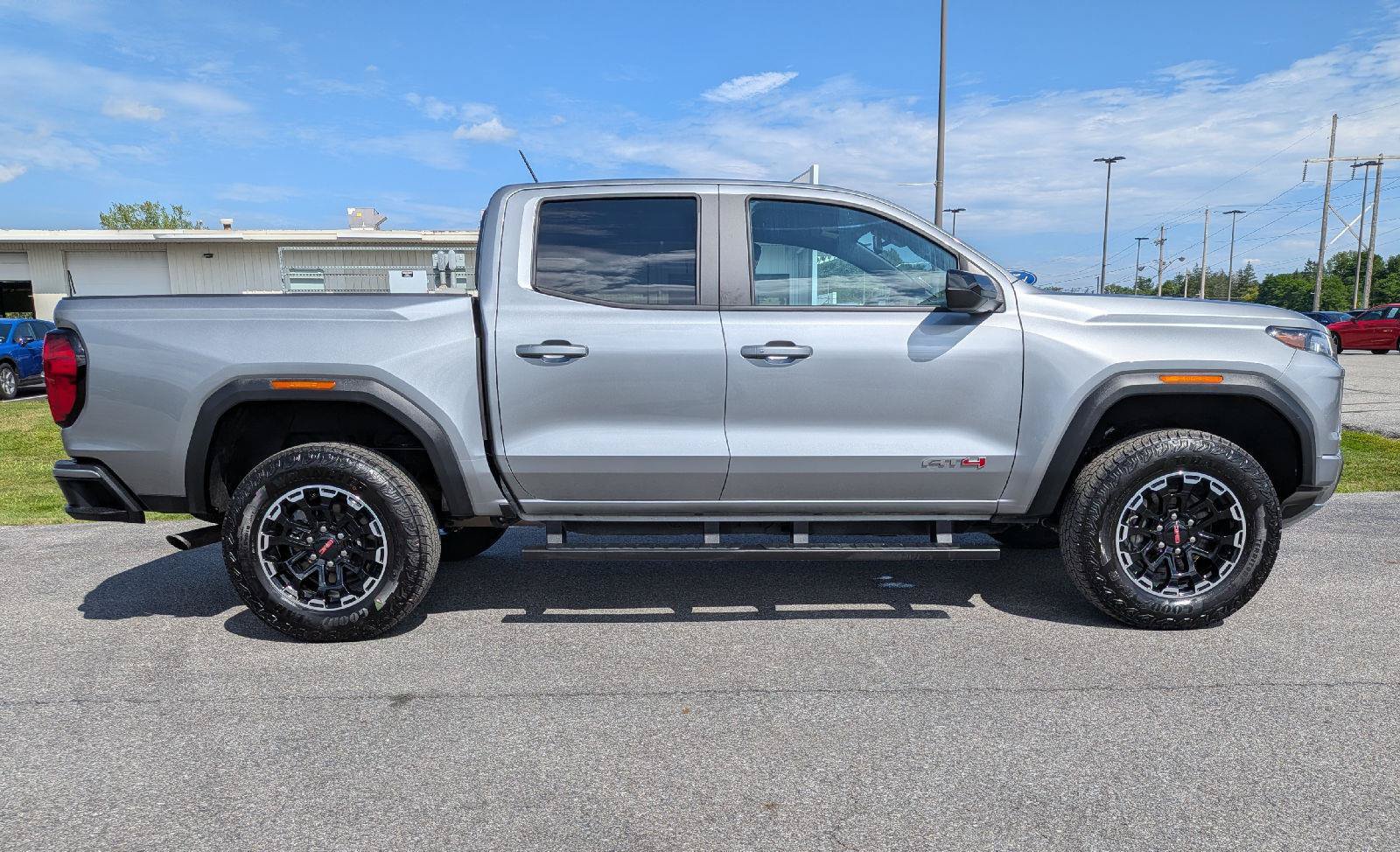 Used 2026 GMC Canyon AT4 AWD/4WD image 5