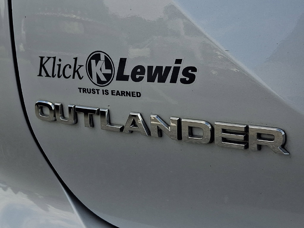 Used 2022 Mitsubishi Outlander SEL FWD image 35
