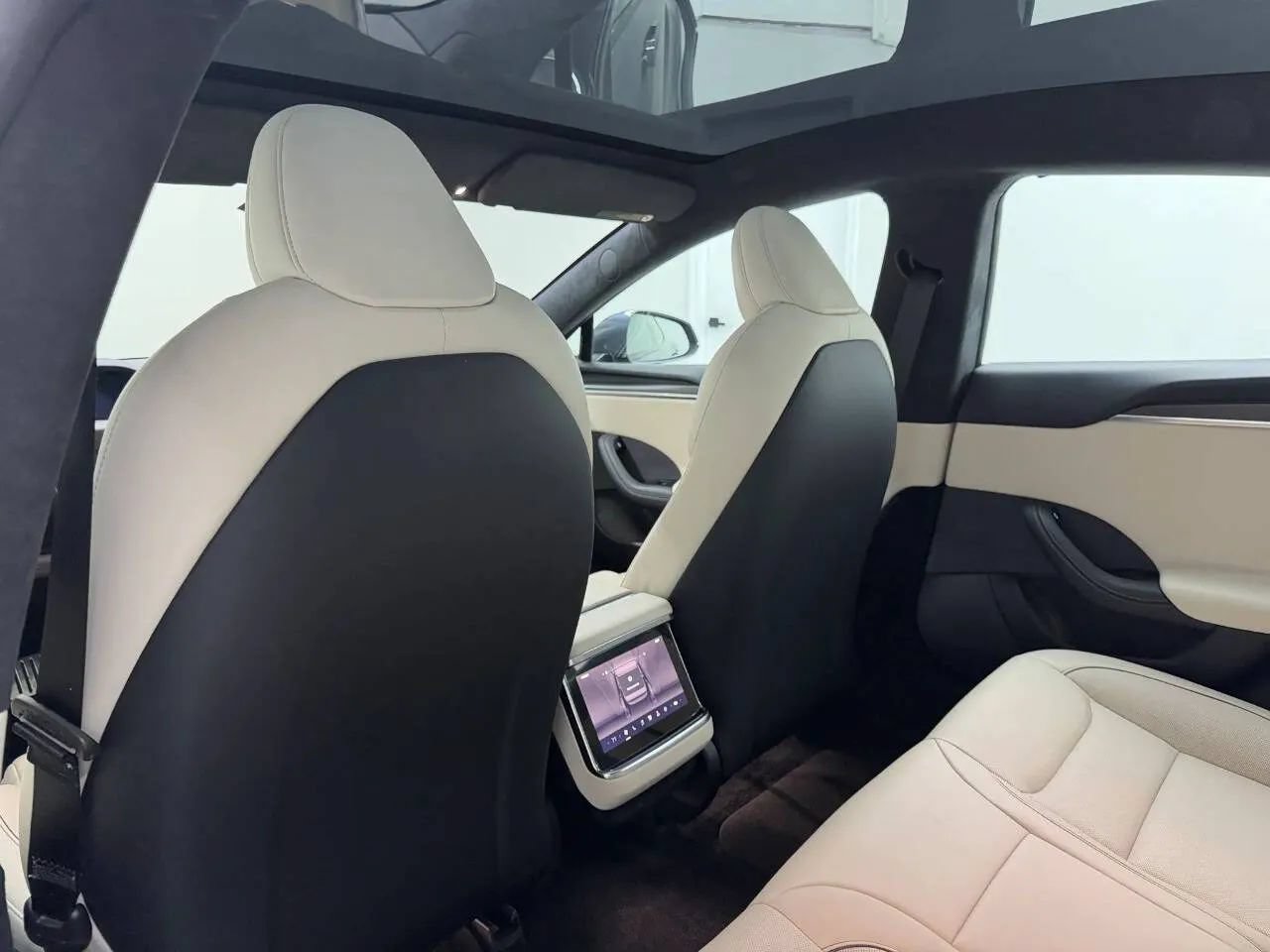 Used 2021 Tesla Model S Plaid AWD/4WD image 13