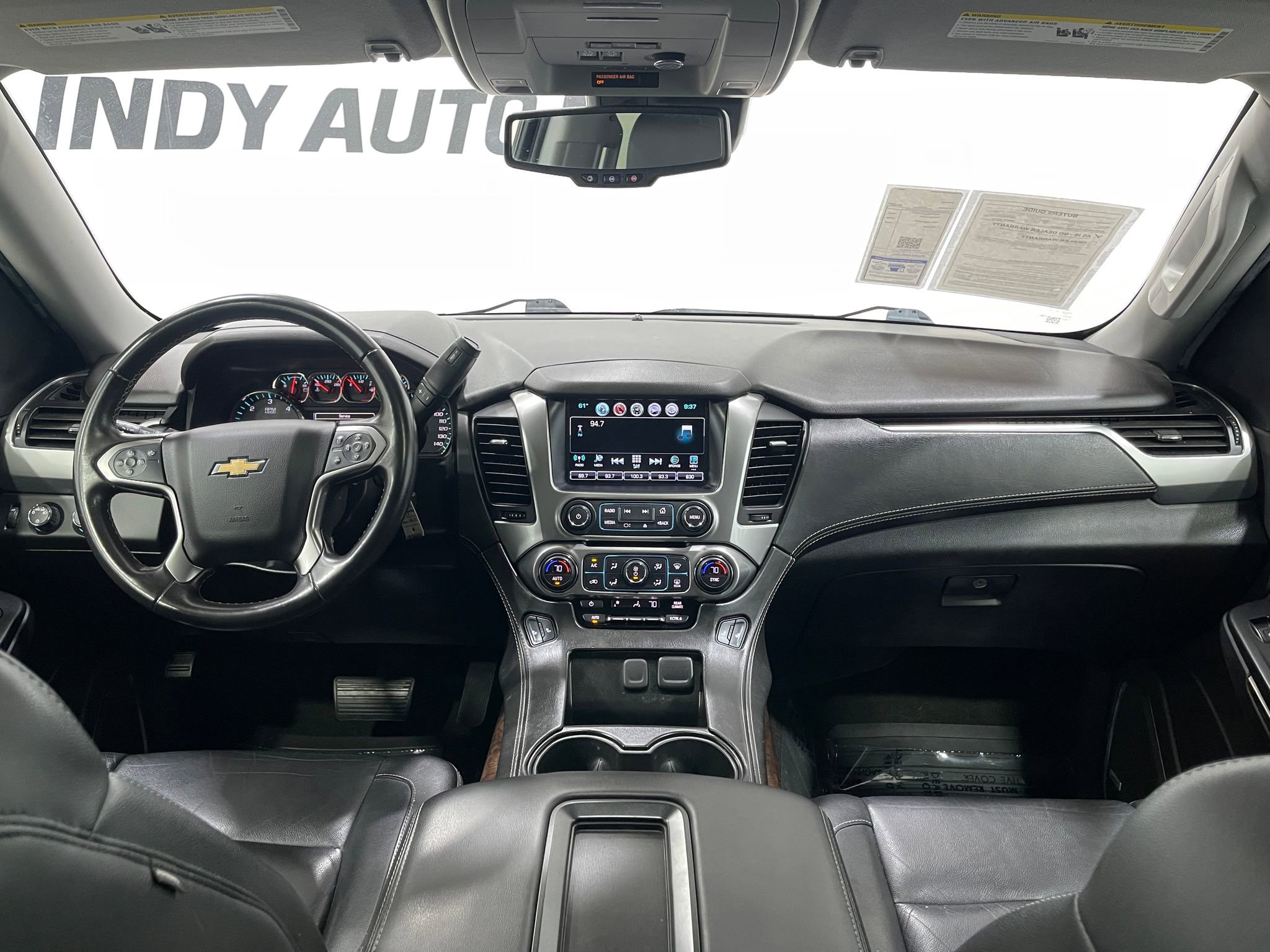 Used 2018 Chevrolet Suburban LT image 19