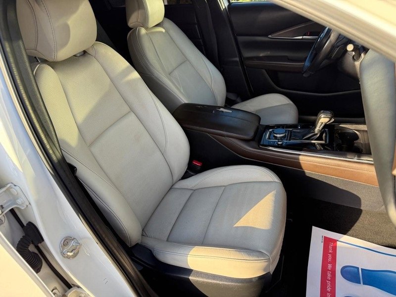 Used 2021 MAZDA CX-30 AWD 2.5 S w/ Premium Package image 11