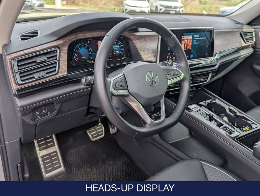 Used 2025 Volkswagen Atlas SEL Premium R-Line AWD/4WD image 13