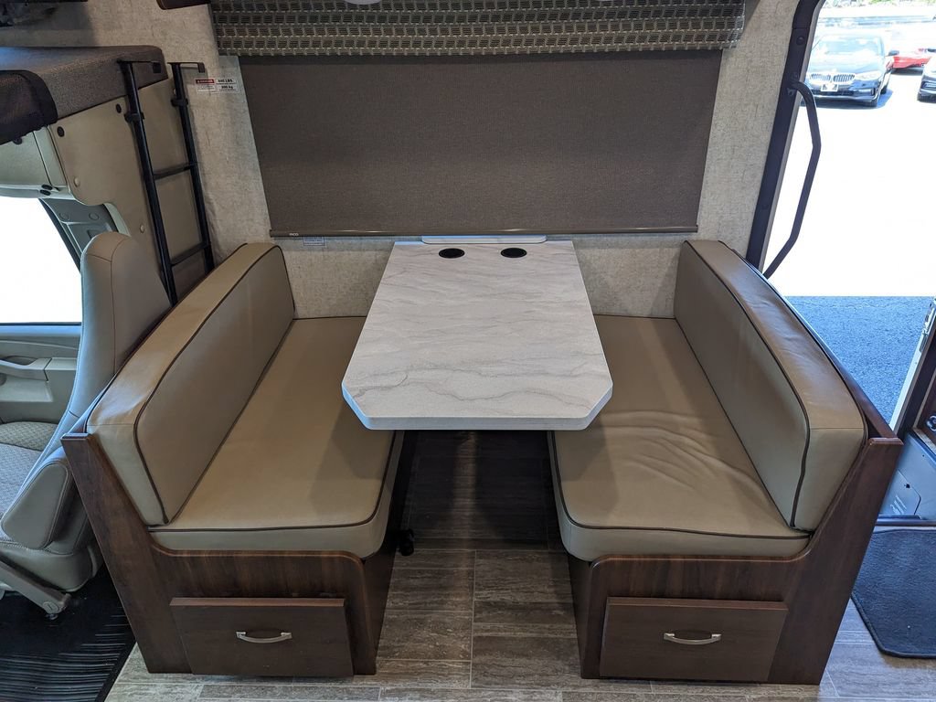 Used 2019 Chevrolet Express 4500 w/ RV Package RWD image 84