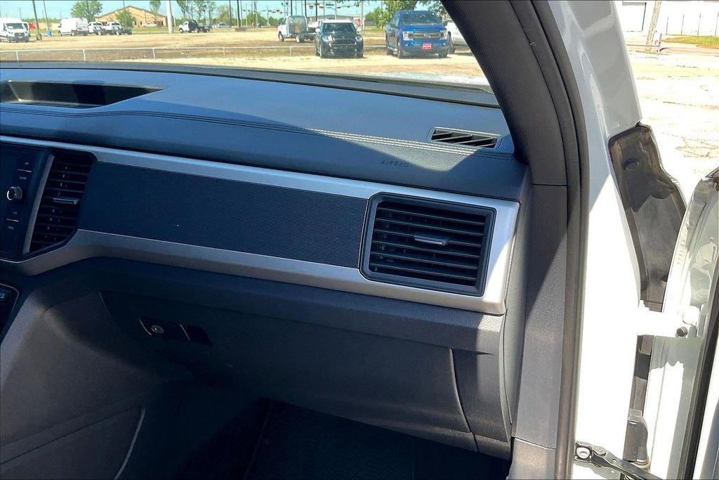 Used 2021 Volkswagen Atlas Cross Sport SE w/ Panoramic Sunroof Package AWD/4WD image 23