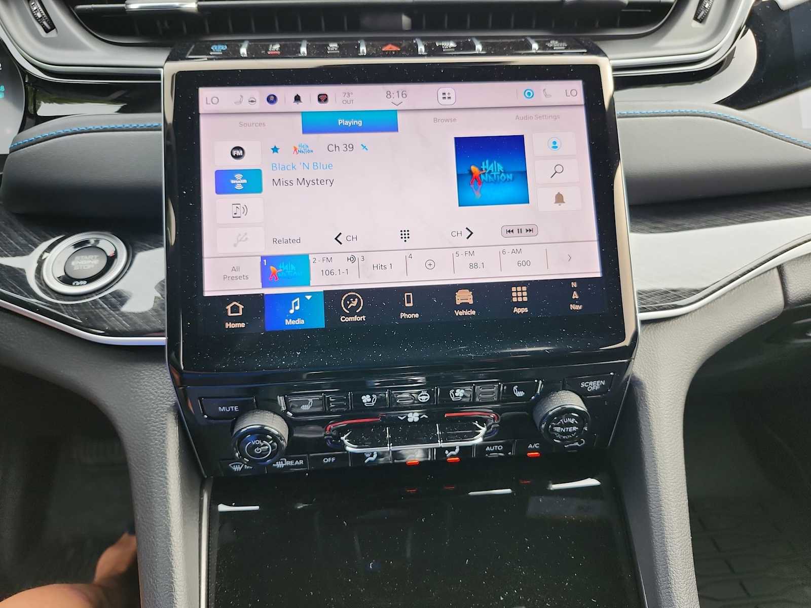 New 2024 Jeep Grand Cherokee Trailhawk w/ Advanced Protech Group II image 13