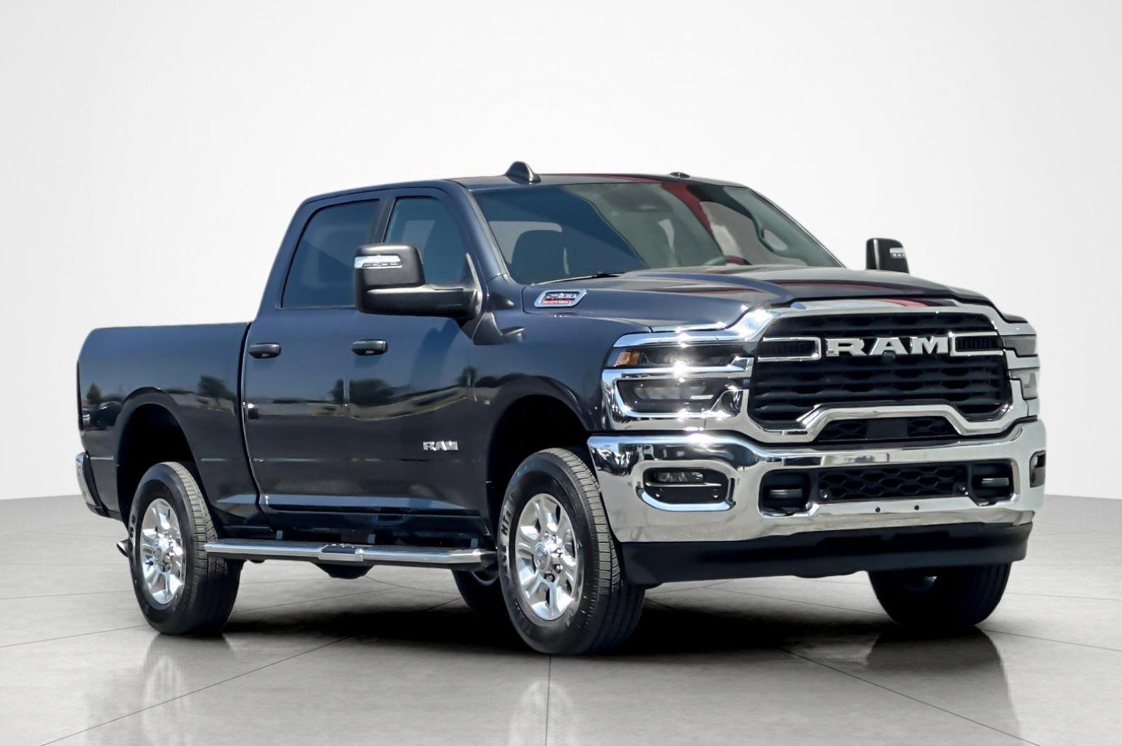 Used 2026 RAM 2500 Big Horn AWD/4WD image 7
