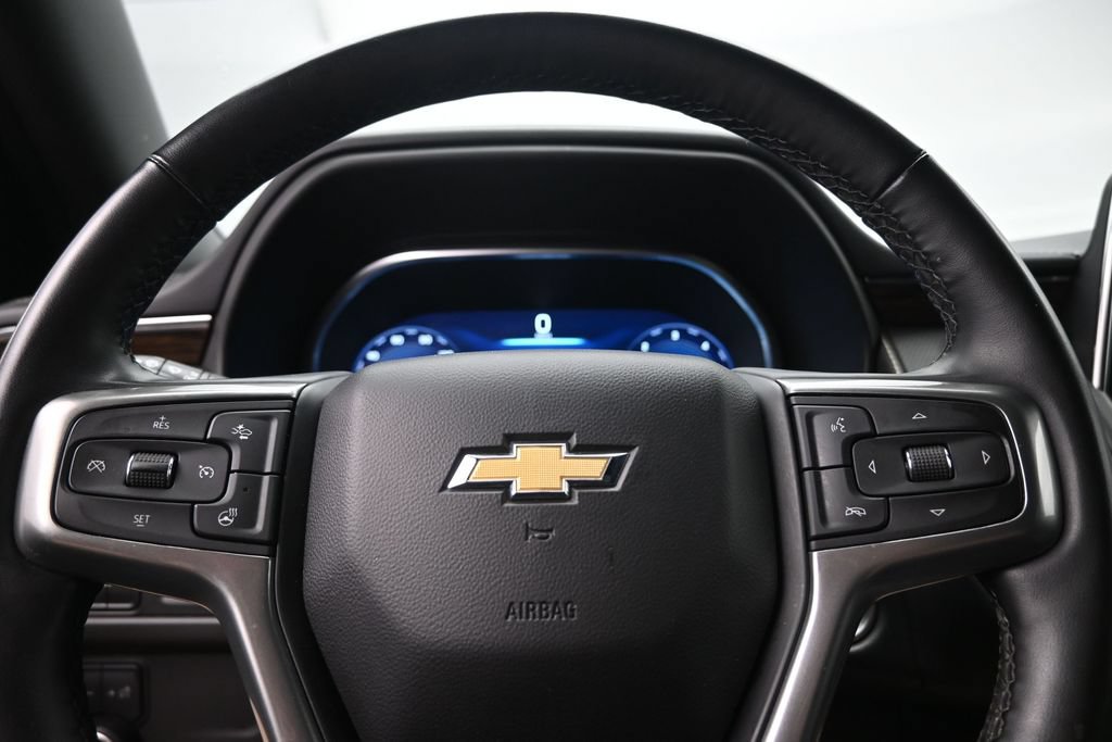 Used 2024 Chevrolet Tahoe Premier AWD/4WD image 13