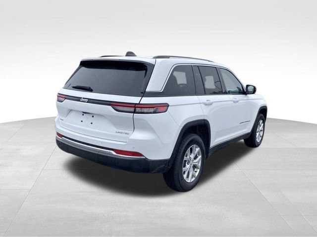 Used 2023 Jeep Grand Cherokee Limited AWD/4WD image 3