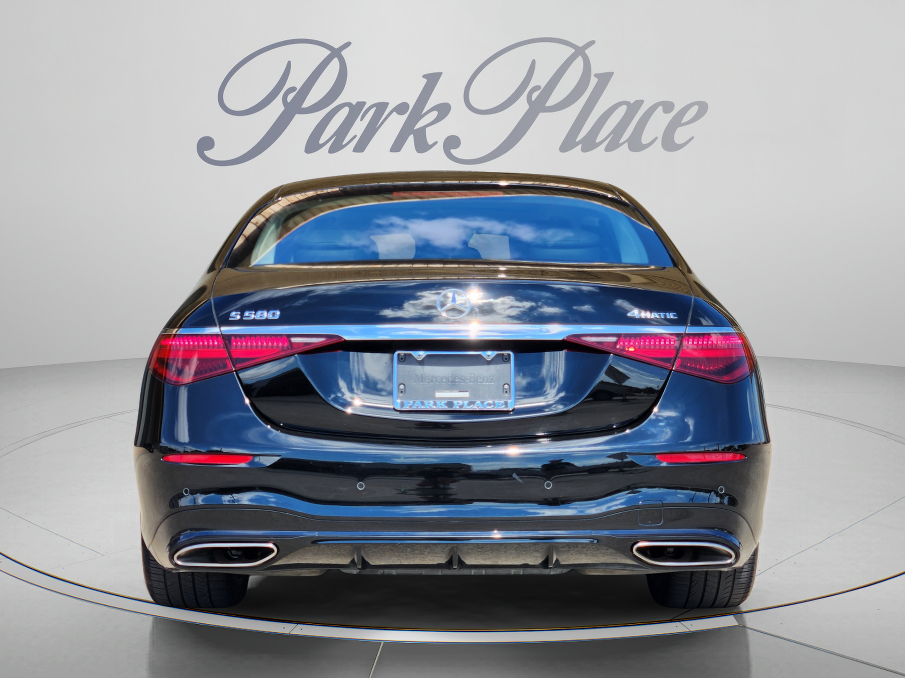 Certified 2022 Mercedes-Benz S 580 4MATIC Sedan image 4