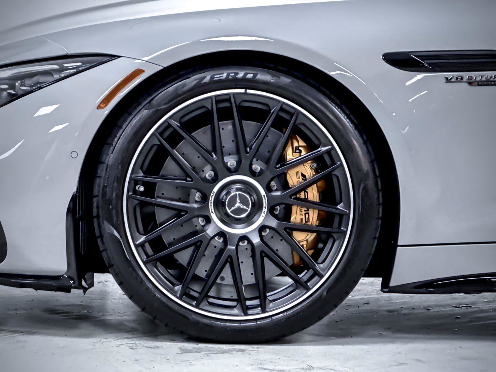 Used 2025 Mercedes-Benz SL 63 AMG S e Performance 4MATIC image 25