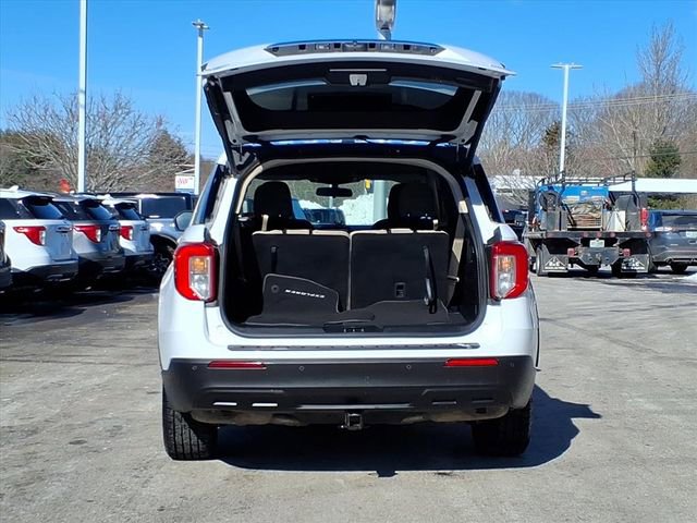 Used 2020 Ford Explorer XLT image 10