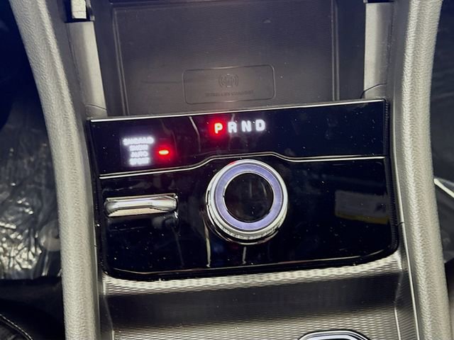 Used 2025 Jeep Grand Cherokee Limited w/ Luxury Tech Group II image 17