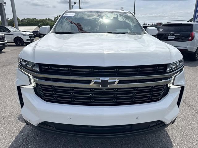 Used 2021 Chevrolet Suburban RST w/ Luxury Package RWD image 2