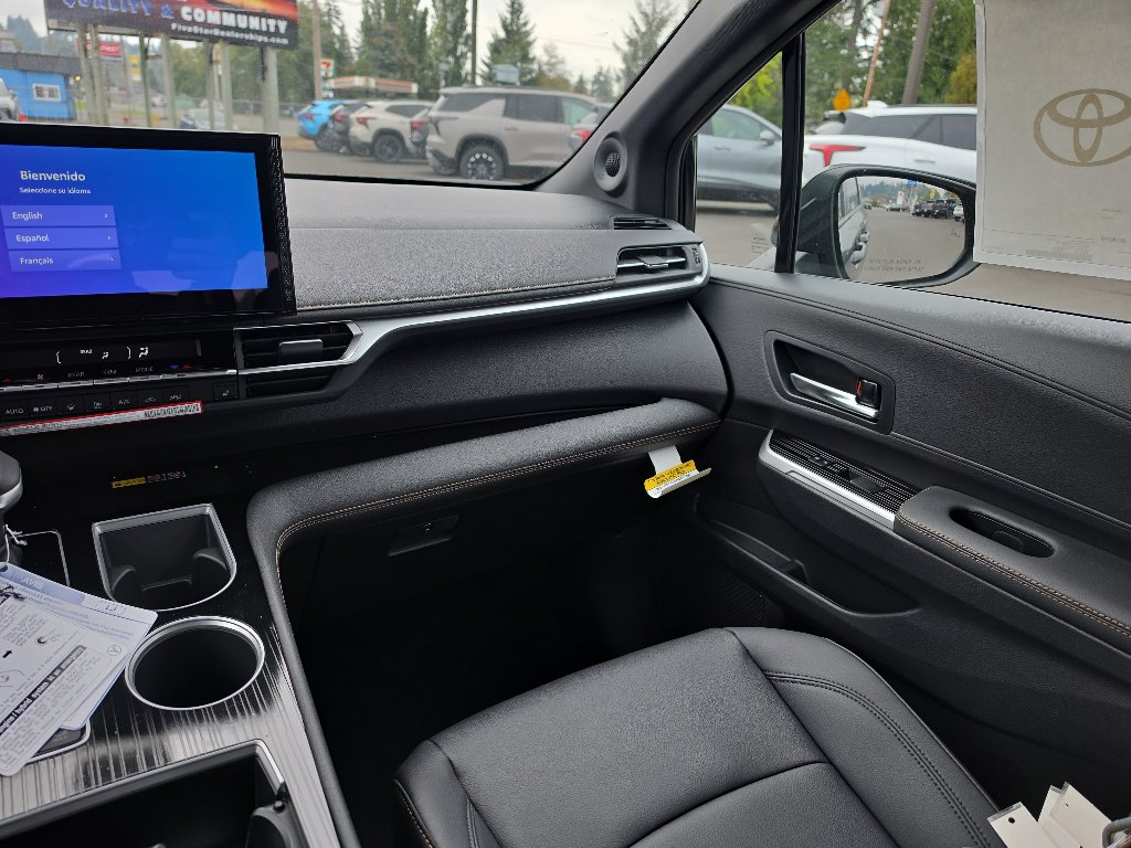 New 2026 Toyota Sienna XLE Woodland Edition AWD/4WD image 24