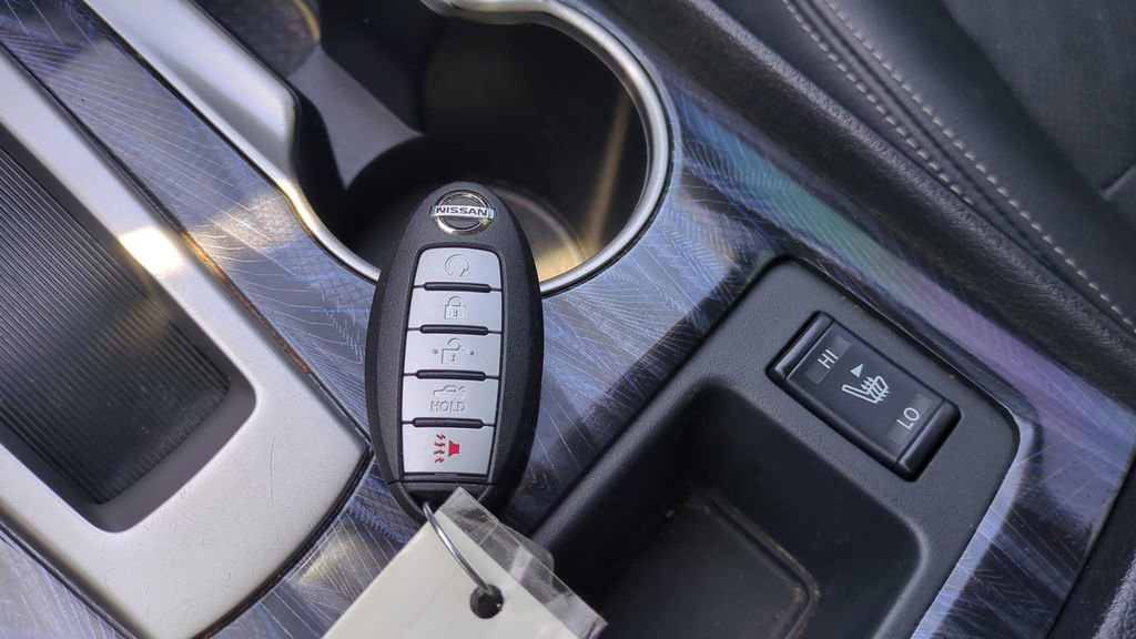 Used 2016 Nissan Altima 2.5 SL w/ 2.5 Technology w/LED Package image 25