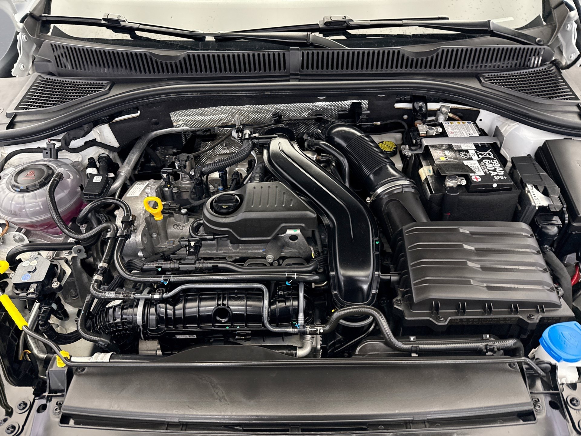 Used 2025 Volkswagen Jetta S FWD image 25