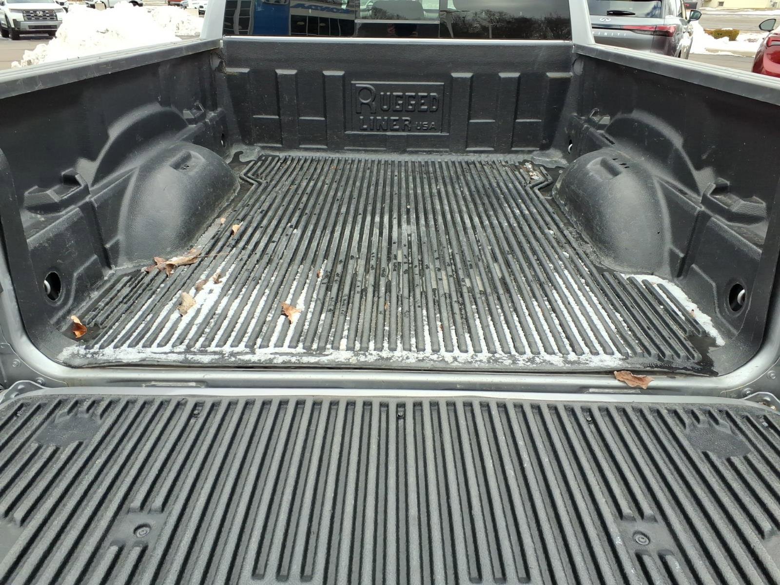 Used 2021 RAM 1500 Big Horn image 12
