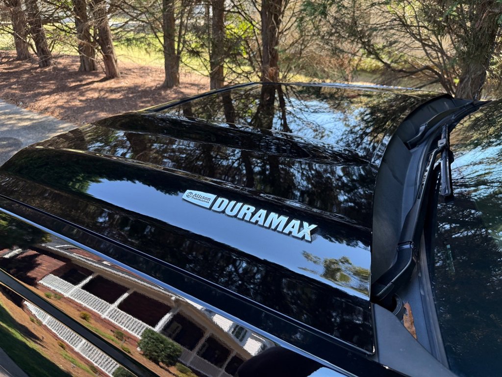 Used 2017 Chevrolet Silverado 2500 LTZ image 18